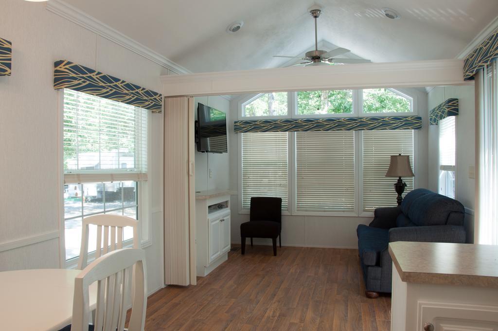 Sea Pines Loft Cottage 7 Swainton ภายนอก รูปภาพ